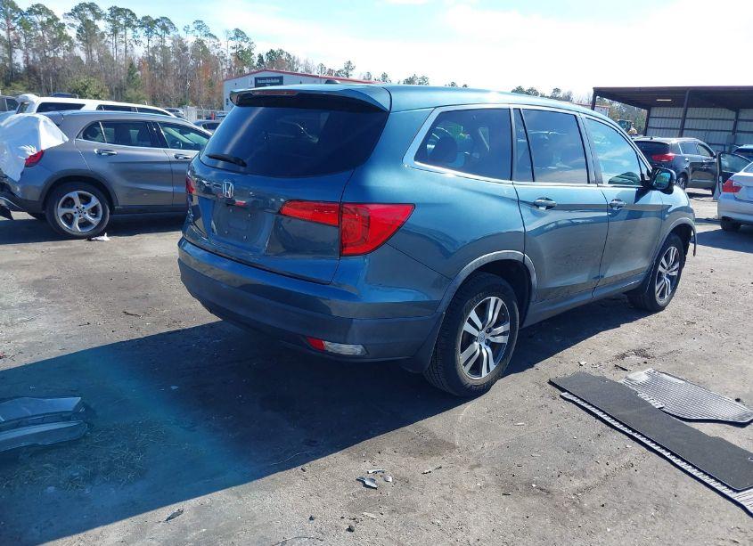 Photo 4 of 2017 Honda Pilot EX (VIN 5FNYF5H31HB020543)