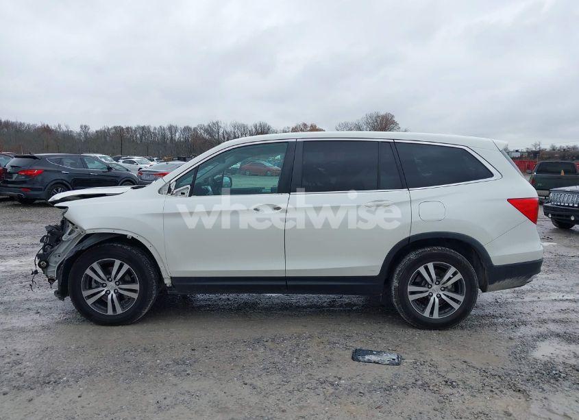 Photo 14 of 2018 Honda Pilot EX (VIN 5FNYF5H31JB020015)