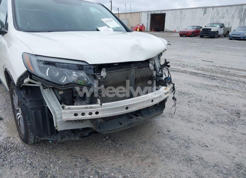 Photo 6 of 2018 Honda Pilot EX (VIN 5FNYF5H31JB020015)