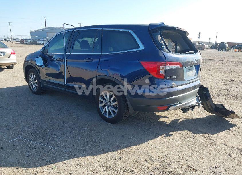 Photo 3 of 2019 Honda Pilot EX (VIN 5FNYF5H32KB038606)