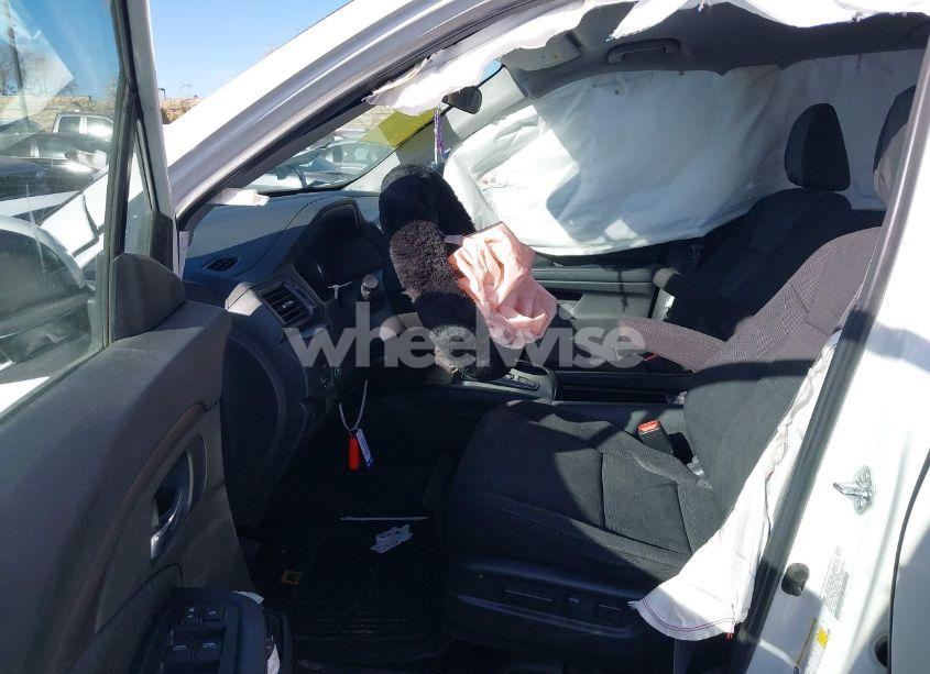 Photo 5 of 2021 Honda Pilot 2WD EX (VIN 5FNYF5H32MB016463)