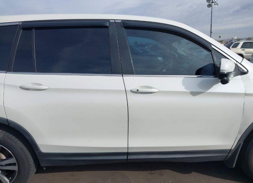 Photo 13 of 2017 Honda Pilot EX (VIN 5FNYF5H33HB006594)