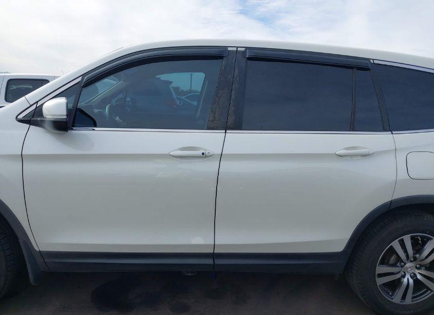 Photo 14 of 2017 Honda Pilot EX (VIN 5FNYF5H33HB006594)