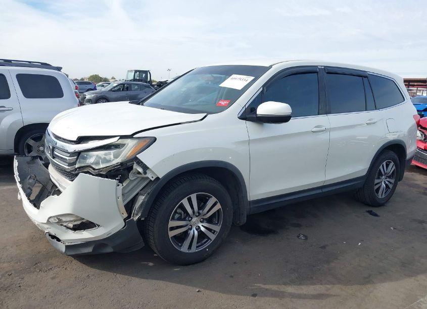 Photo 2 of 2017 Honda Pilot EX (VIN 5FNYF5H33HB006594)