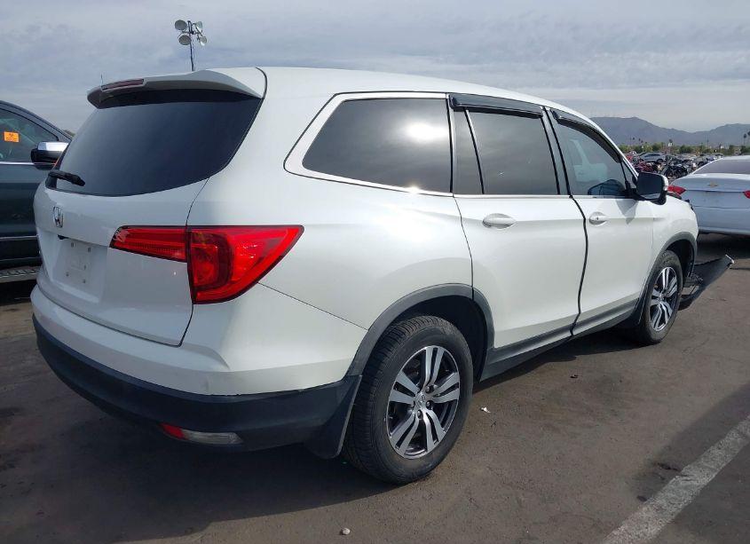 Photo 4 of 2017 Honda Pilot EX (VIN 5FNYF5H33HB006594)