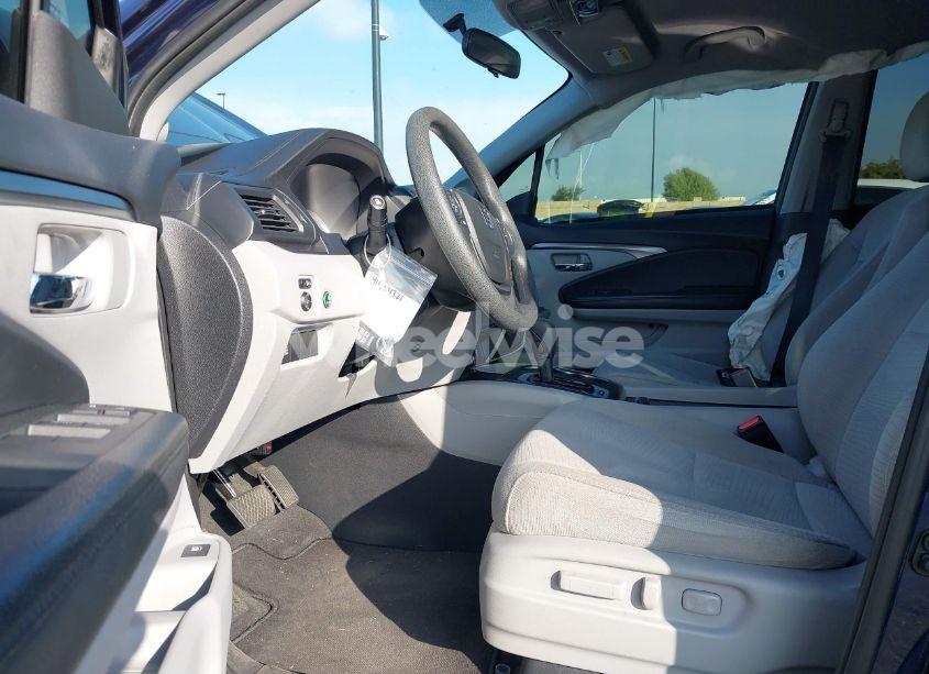 Photo 5 of 2017 Honda Pilot EX (VIN 5FNYF5H33HB030443)