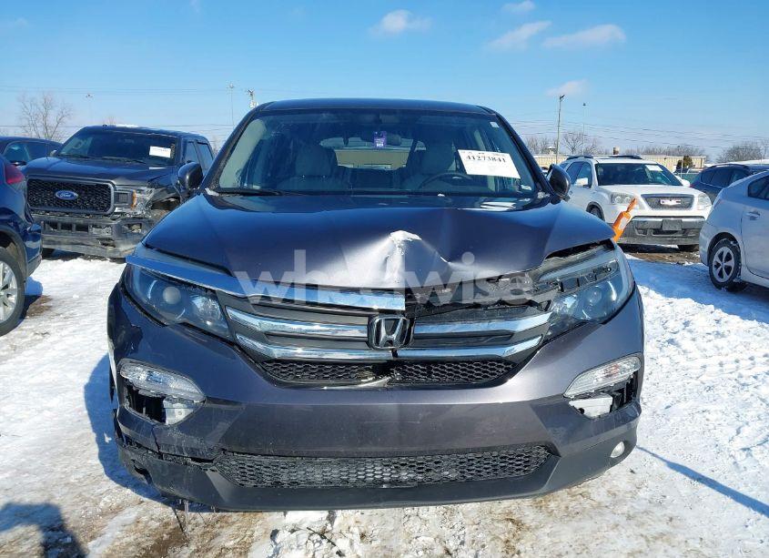 Photo 6 of 2018 Honda Pilot EX (VIN 5FNYF5H33JB006276)
