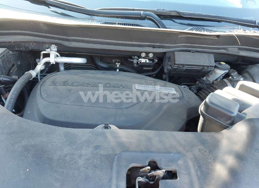 Photo 10 of 2018 Honda Pilot EX (VIN 5FNYF5H33JB029458)