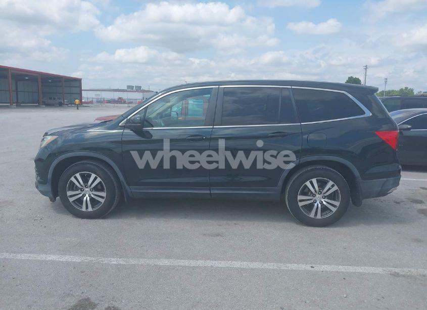 Photo 14 of 2016 Honda Pilot EX (VIN 5FNYF5H34GB004058)