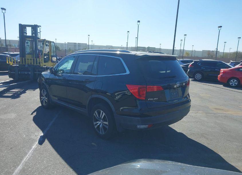 Photo 3 of 2016 Honda Pilot EX (VIN 5FNYF5H34GB030417)