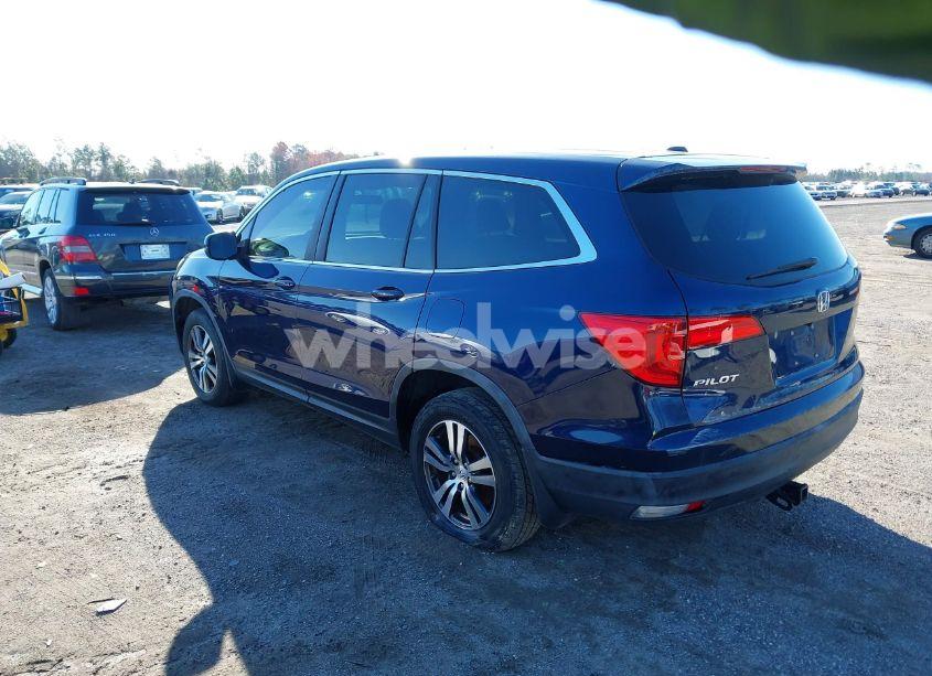 Photo 3 of 2016 Honda Pilot EX (VIN 5FNYF5H34GB052983)