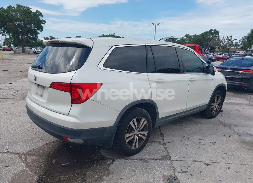 Photo 4 of 2016 Honda Pilot EX (VIN 5FNYF5H35GB001217)