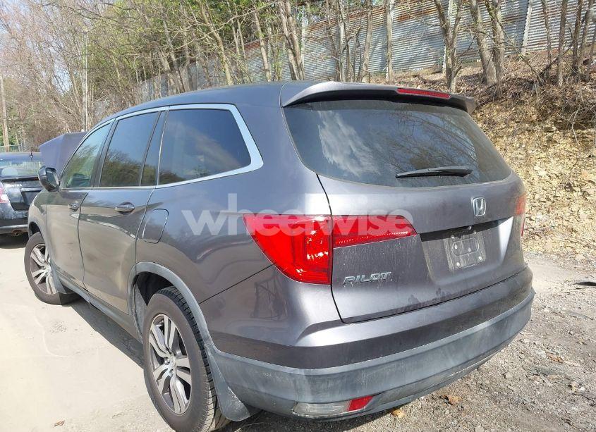 Photo 12 of 2016 Honda Pilot EX (VIN 5FNYF5H35GB028174)