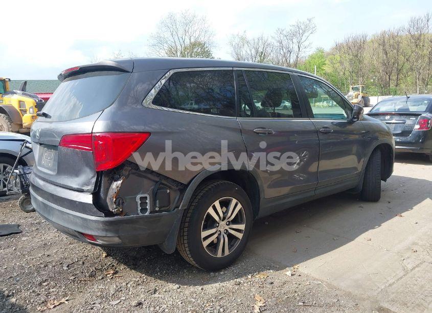 Photo 4 of 2016 Honda Pilot EX (VIN 5FNYF5H35GB028174)