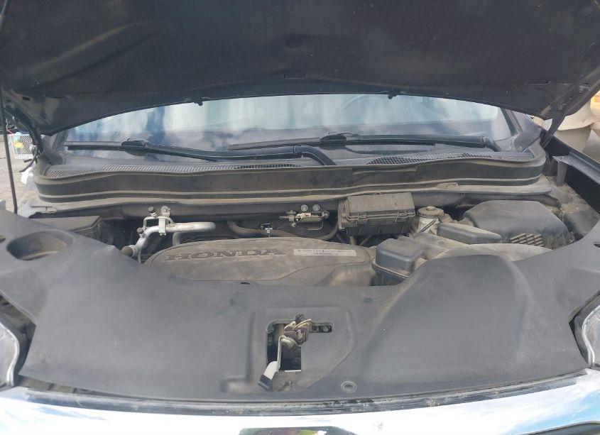 Photo 10 of 2016 Honda Pilot EX (VIN 5FNYF5H35GB051017)