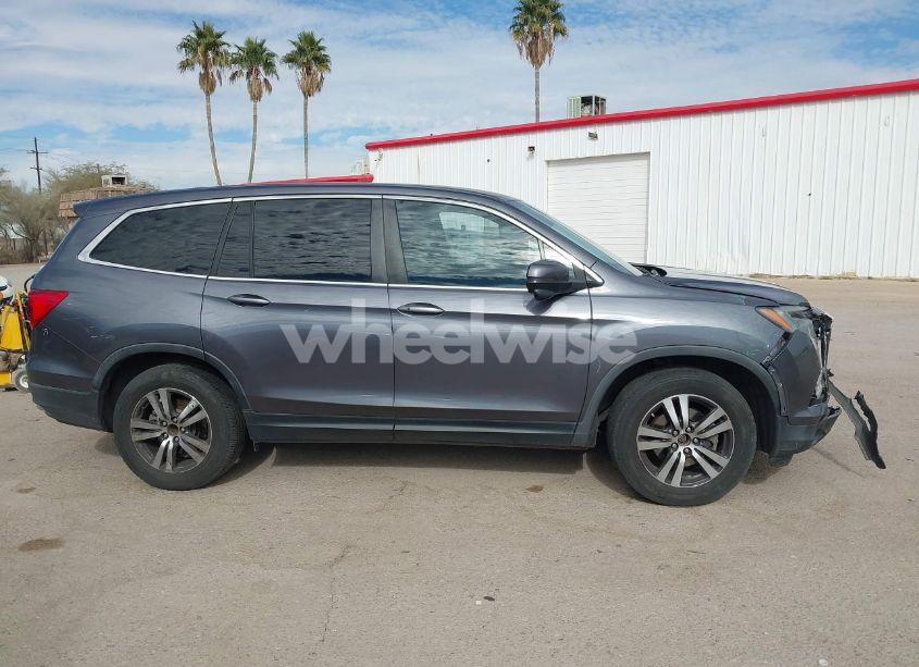 Photo 14 of 2016 Honda Pilot EX (VIN 5FNYF5H35GB051020)