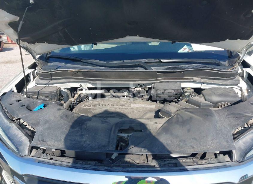 Photo 10 of 2018 Honda Pilot EX (VIN 5FNYF5H36JB010998)