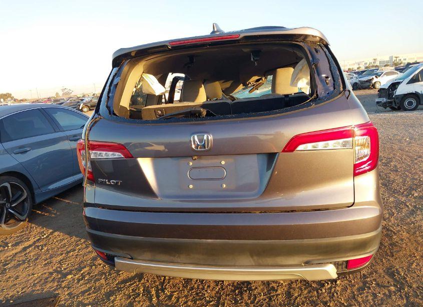 Photo 16 of 2020 Honda Pilot 2WD EX (VIN 5FNYF5H36LB008669)