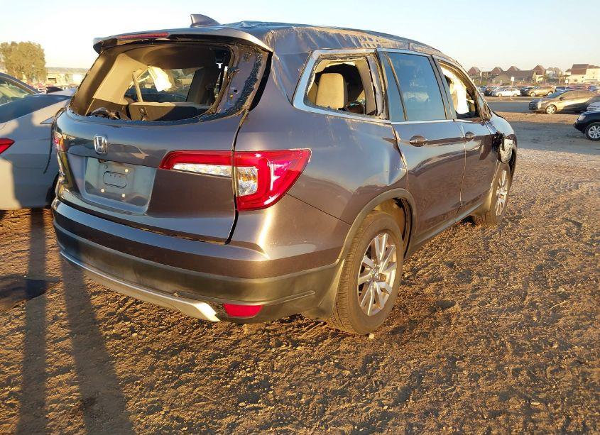 Photo 4 of 2020 Honda Pilot 2WD EX (VIN 5FNYF5H36LB008669)