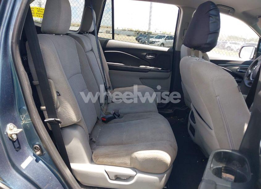 Photo 8 of 2016 Honda Pilot EX (VIN 5FNYF5H37GB029455)