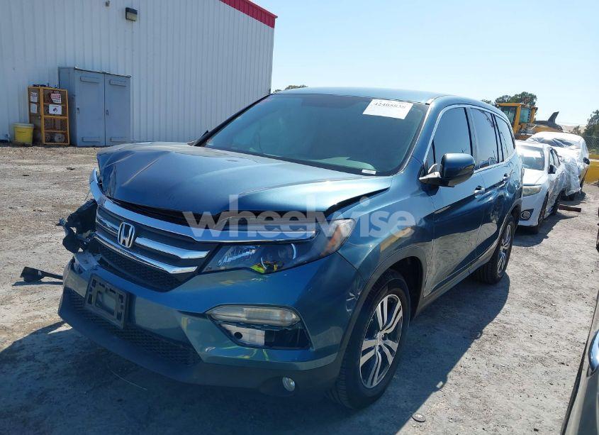 Photo 2 of 2016 Honda Pilot EX (VIN 5FNYF5H37GB052279)