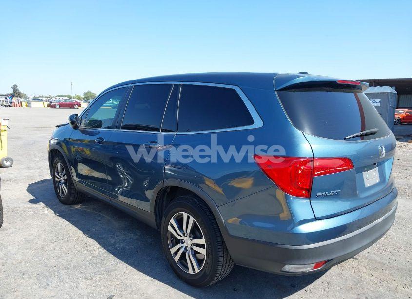 Photo 3 of 2016 Honda Pilot EX (VIN 5FNYF5H37GB052279)