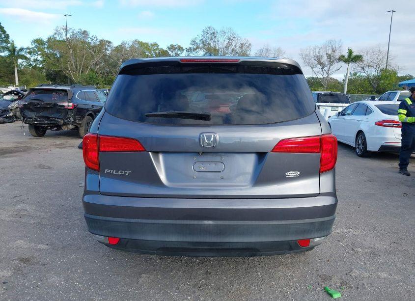 Photo 16 of 2016 Honda Pilot EX (VIN 5FNYF5H37GB053903)