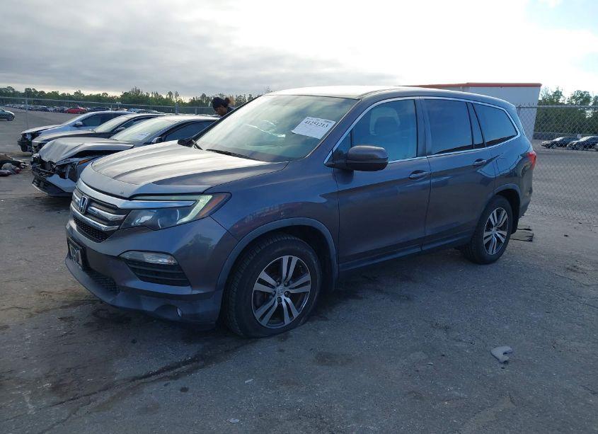 Photo 2 of 2016 Honda Pilot EX (VIN 5FNYF5H37GB053903)