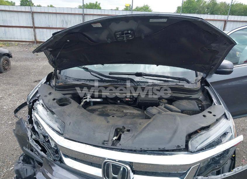 Photo 10 of 2019 Honda Pilot EX (VIN 5FNYF5H37KB034499)