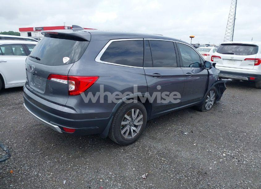 Photo 4 of 2019 Honda Pilot EX (VIN 5FNYF5H37KB034499)