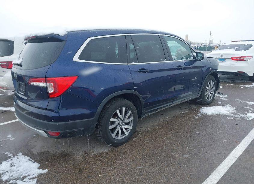 Photo 4 of 2019 Honda Pilot EX (VIN 5FNYF5H37KB035684)