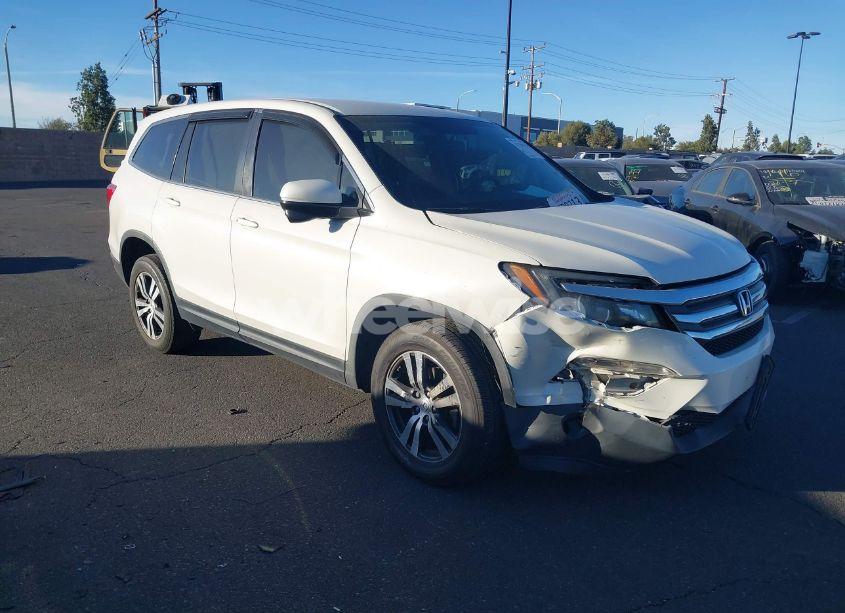 2017 Honda Pilot EX (VIN 5FNYF5H38HB030504) main photo