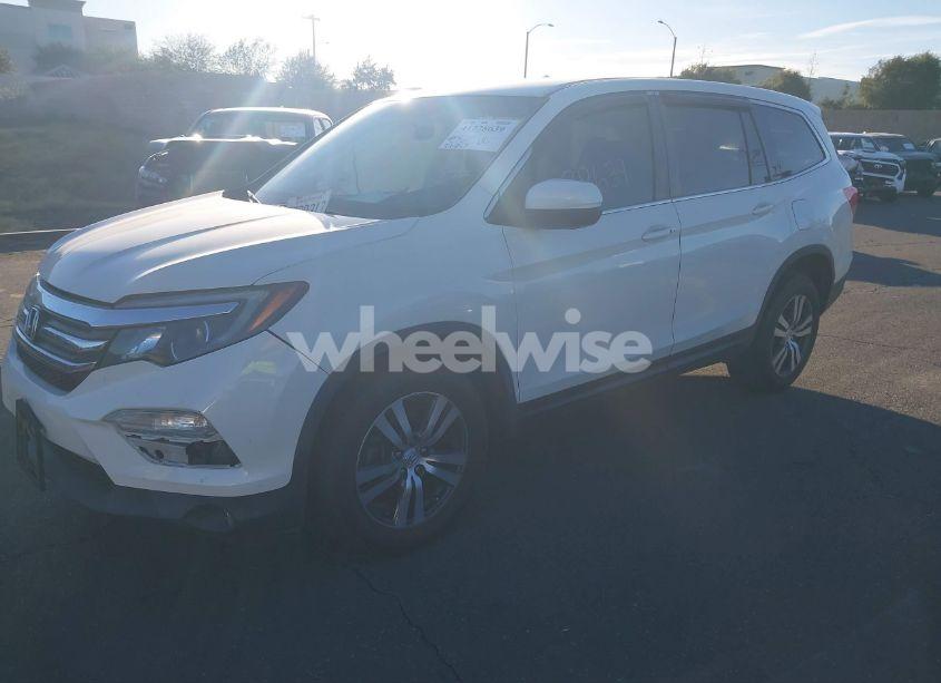 Photo 2 of 2017 Honda Pilot EX (VIN 5FNYF5H38HB030504)