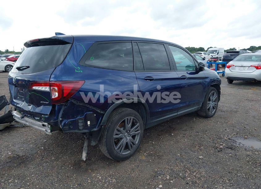 Photo 4 of 2022 Honda Pilot 2WD SPORT (VIN 5FNYF5H38NB029025)