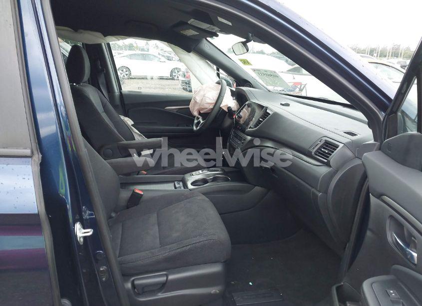 Photo 5 of 2022 Honda Pilot 2WD SPORT (VIN 5FNYF5H38NB029025)