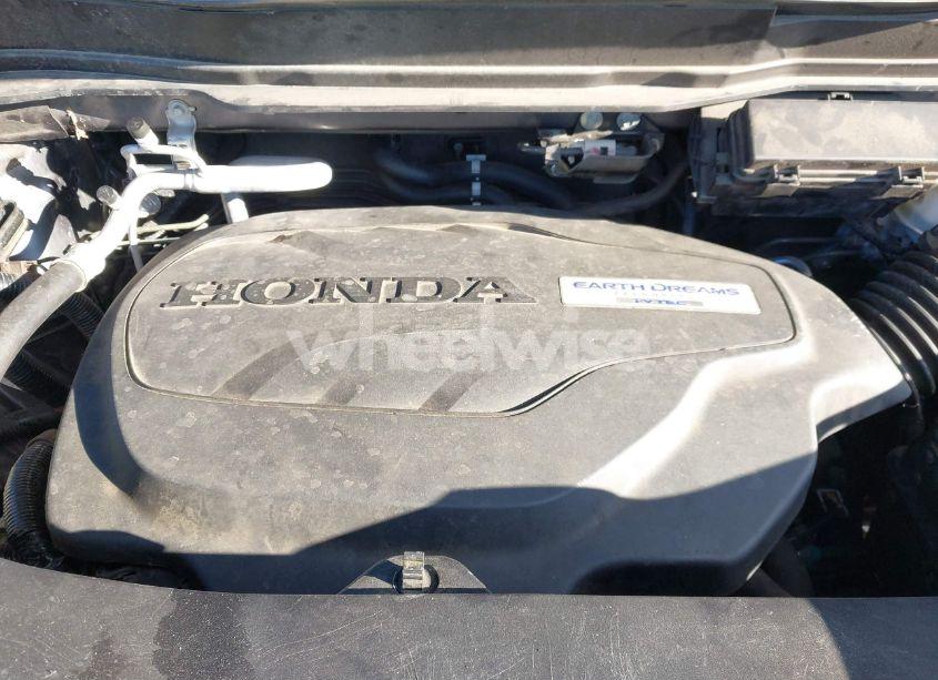 Photo 10 of 2017 Honda Pilot EX (VIN 5FNYF5H39HB017549)