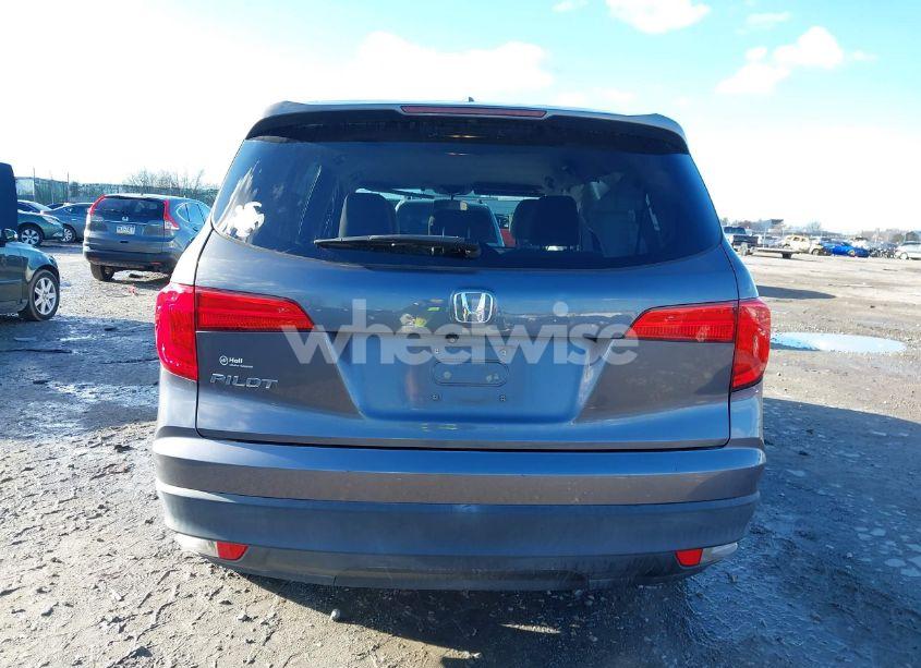 Photo 15 of 2017 Honda Pilot EX (VIN 5FNYF5H39HB017549)
