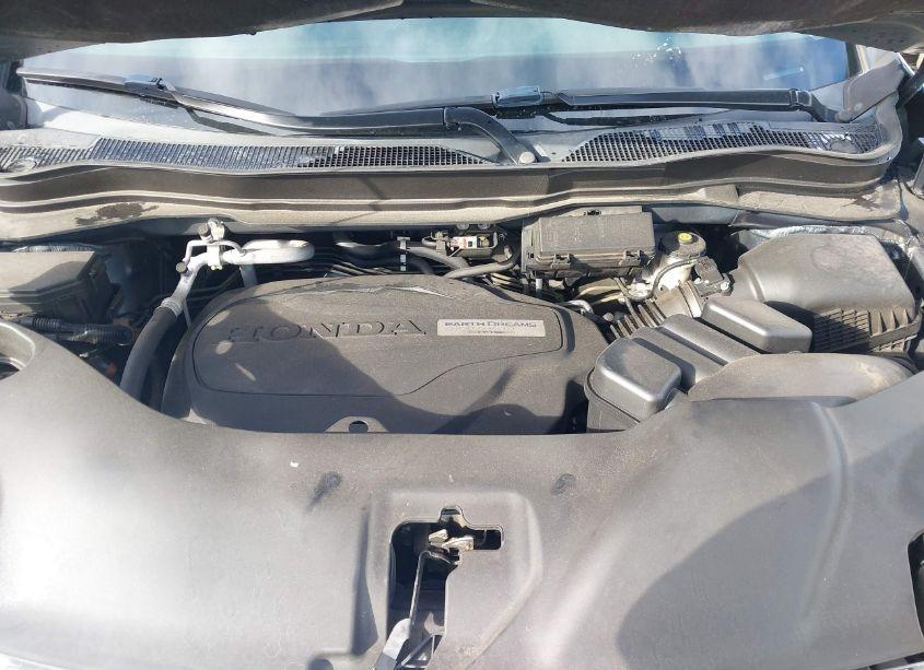 Photo 10 of 2019 Honda Pilot EX (VIN 5FNYF5H39KB017705)