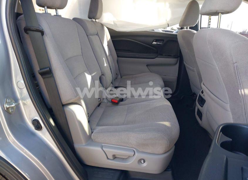 Photo 8 of 2020 Honda Pilot 2WD EX (VIN 5FNYF5H39LB019780)