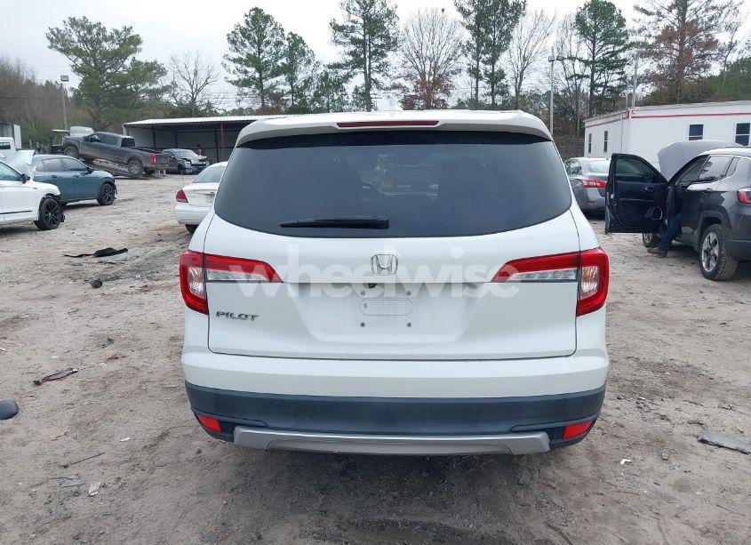 Photo 16 of 2021 Honda Pilot 2WD EX (VIN 5FNYF5H39MB035866)