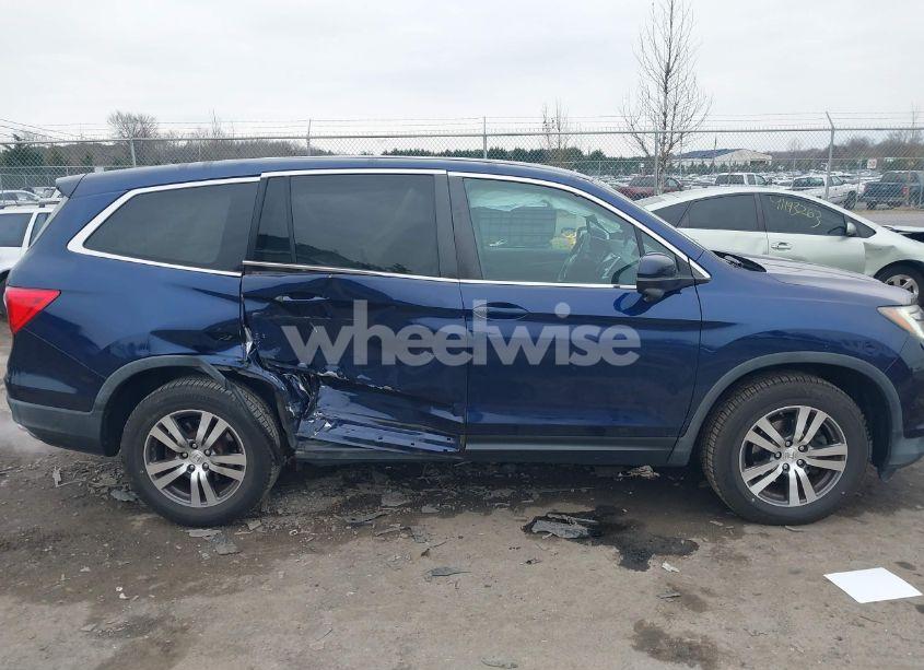 Photo 13 of 2016 Honda Pilot EX (VIN 5FNYF5H3XGB027490)