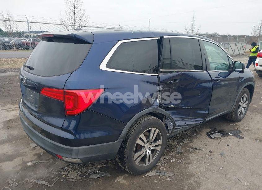 Photo 4 of 2016 Honda Pilot EX (VIN 5FNYF5H3XGB027490)
