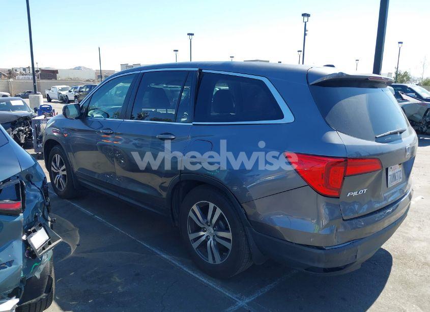 Photo 15 of 2016 Honda Pilot EX (VIN 5FNYF5H3XGB042880)