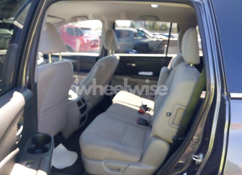 Photo 8 of 2016 Honda Pilot EX (VIN 5FNYF5H3XGB042880)