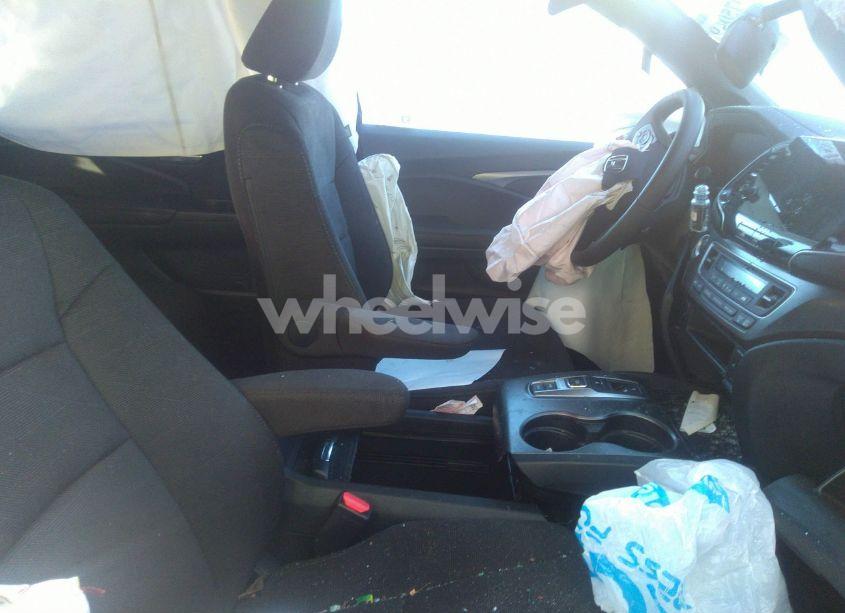 Photo 5 of 2022 Honda Pilot 2WD SPORT (VIN 5FNYF5H3XNB033433)