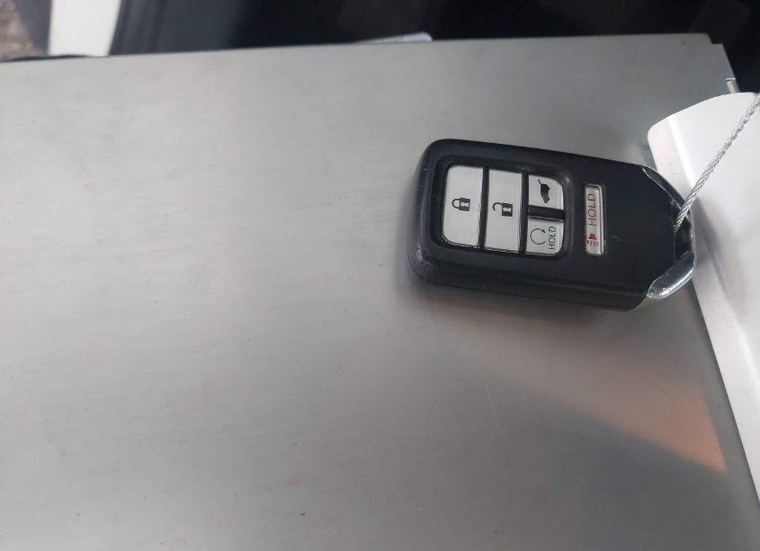 Photo 11 of 2017 Honda Pilot EX (VIN 5FNYF5H40HB009252)