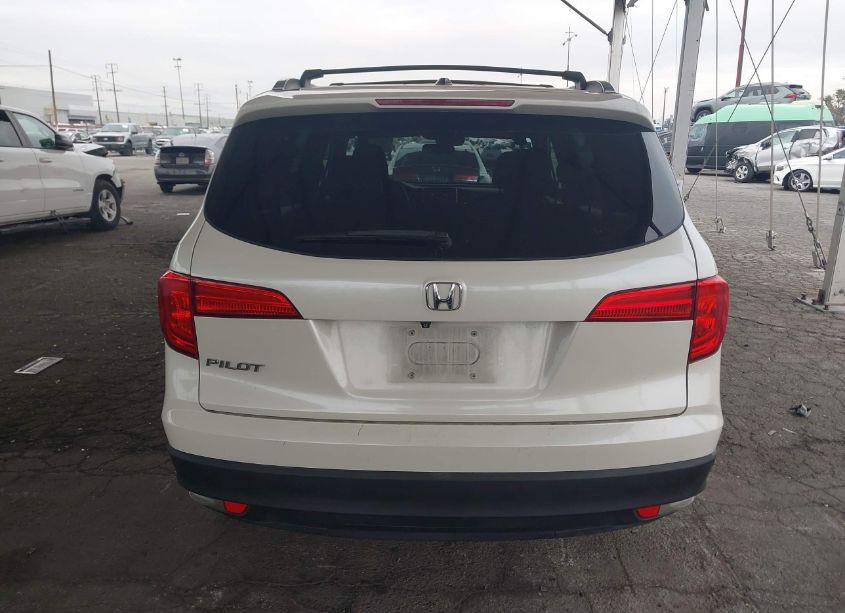 Photo 17 of 2017 Honda Pilot EX (VIN 5FNYF5H40HB009252)