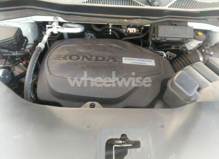 Photo 10 of 2019 Honda Pilot EX-L (VIN 5FNYF5H41KB009302)