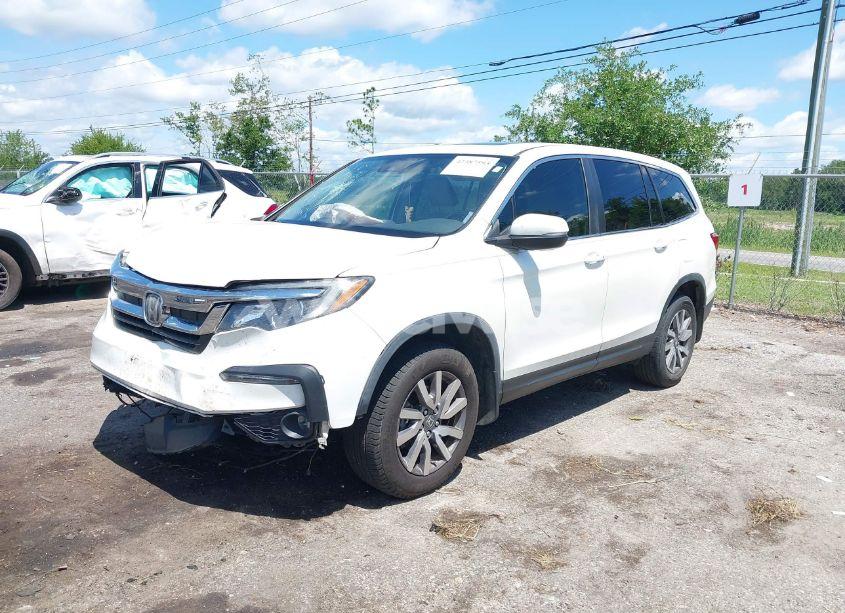 Photo 2 of 2019 Honda Pilot EX-L (VIN 5FNYF5H42KB026108)
