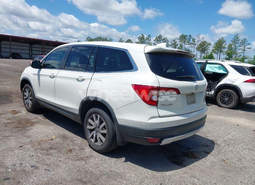 Photo 3 of 2019 Honda Pilot EX-L (VIN 5FNYF5H42KB026108)